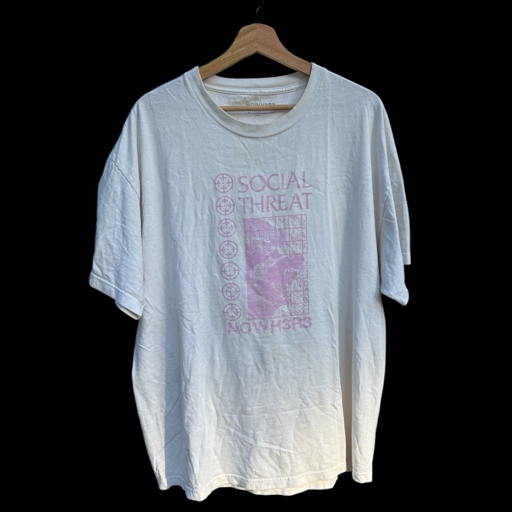 3 for $12: Mens White and Pink ‘SOCIAL THREAT’ T Shirt Size XL